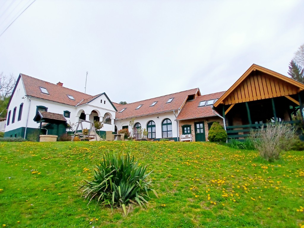 Fény-Szer Vendégház, Farkasfa